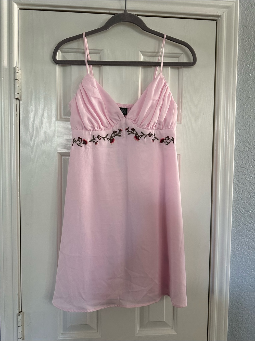 wild fable Light Pink Satin Embroidered Chemise